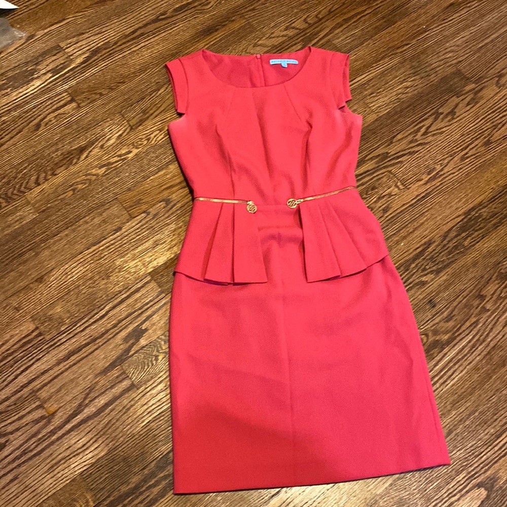 Ladies Sleeveless Dress